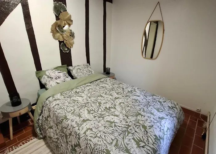 Holiday home Aux Charmes De La Campagne